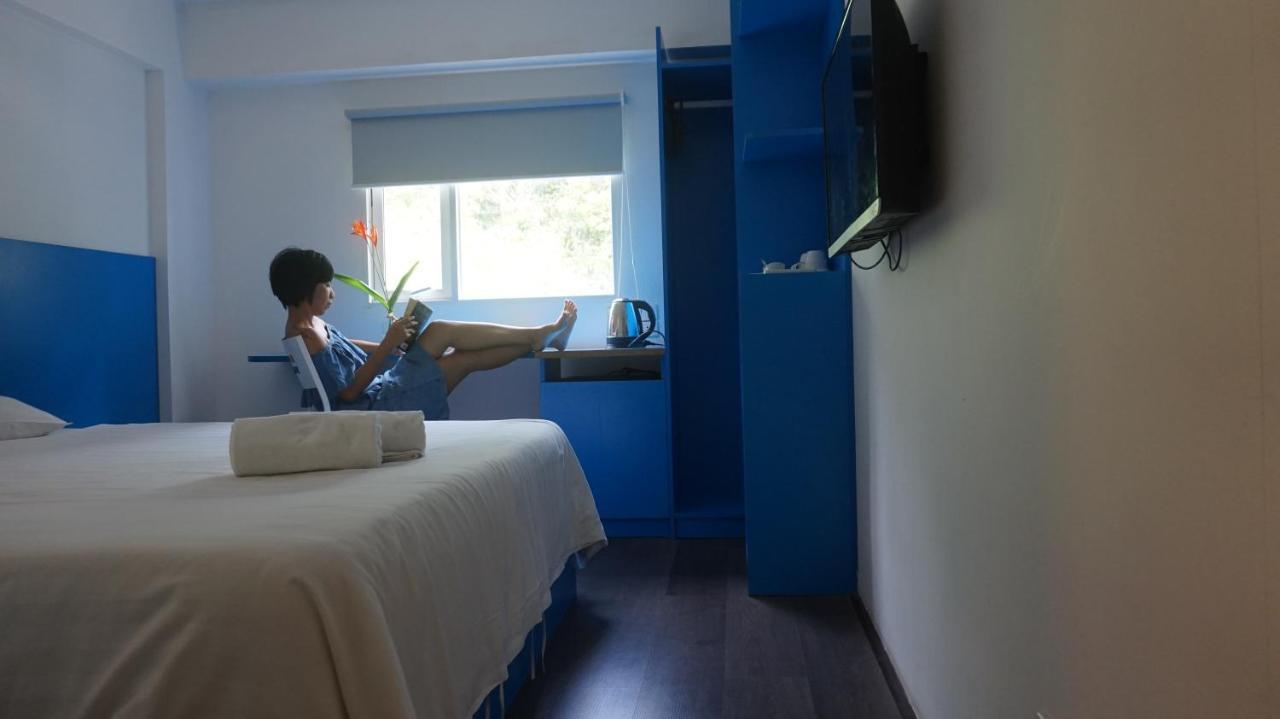 Emis Hotel Фу Куок Екстериор снимка